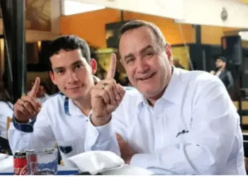 Fiscalía de Guatemala solicita embargo de bienes de pareja sentimental de expresidente Giammattei