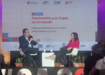 Arévalo asegura que terminará su periodo y nombrará un nuevo fiscal