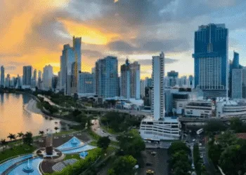 El precio de una vivienda y el alquiler se disparan hasta las nubes en Centroamérica