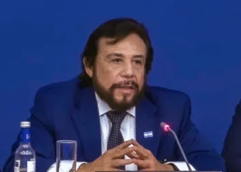 Vicepresidente salvadoreño defiende sistema carcelario y régimen de excepción