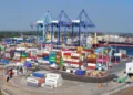 Gobierno impulsa diseño de nuevos muelles en Puerto Quetzal y rechaza rumores de cesión a China
