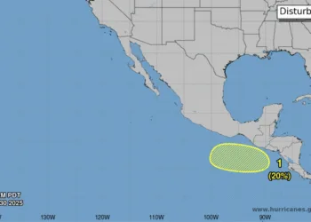 Centro Nacional de Huracanes vigila sistema al sur de Centroamérica