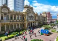 El encarecimiento de Costa Rica golpea al turismo internacional: viajeros de clase media desaparecen