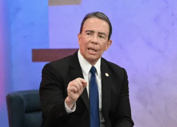 Guatemala proyecta hasta $23,500 millones en remesas en 2025