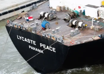 Panamá excluyó 650 buques de su registro desde 2019 para frenar pesca ilegal y terrorismo