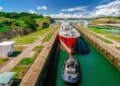 Canal de Panamá aclara: todos los buques pagan por cruzar, excepto los de Colombia