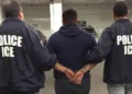 Guatemalteco es detenido por ICE tras ser retornado a EEUU por orden judicial