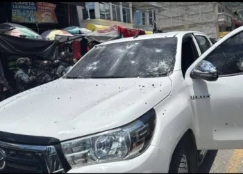 Policías mexicanos cruzan a Guatemala durante persecución y desatan enfrentamiento armado en La Mesilla, Huehuetenango