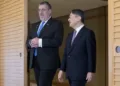 Presidente Arévalo se reúne con el emperador de Japón durante su gira