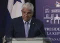 Presidente de Panamá suspende millonaria compra de alimentos escolares y cierra la puerta a revertir reformas de Caja del Seguro Social