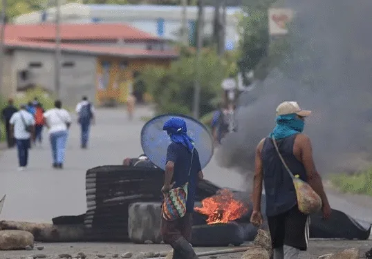 Gobierno panameño advierte que “hará valer el mandato constitucional” para imponer orden en Bocas del Toro