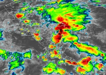 Lluvias y tormentas eléctricas azotarán Centroamérica a partir de este jueves
