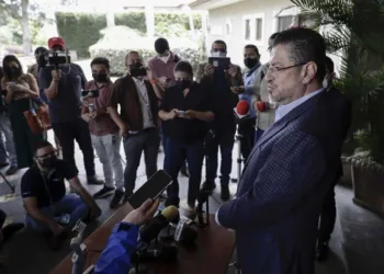Sala Constitucional de Costa Rica condena al Estado por violar derechos de periodistas en conferencias de prensa de la Presidencia
