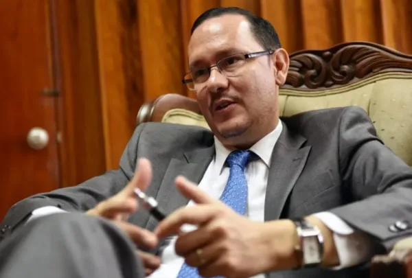 Costa Rica detiene al exmagistrado Celso Gamboa para extraditarlo a EEUU por narcotráfico