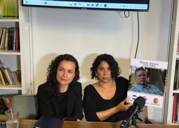 familiares de roberto samcam