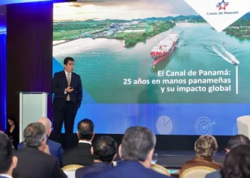 El Canal de Panamá ha sumado al tesoro panameño $28,000 millones en 25 años