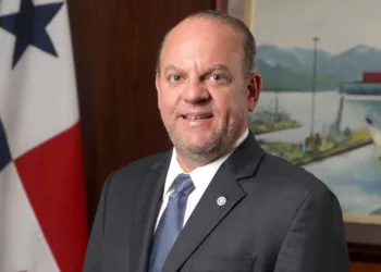 Cámara de Comercio de Panamá destaca recuperación de confianza internacional con exclusión de listas grises