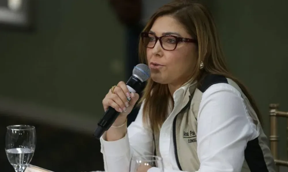 Honduras: Secretaria se aparta de presidenta del Consejo Electoral, se alinea con postura de oficialismo y desata suspicacias en la oposición