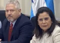 Excanciller de Honduras insinúa que la oración no debe ser usada como instrumento del “bipartidismo”