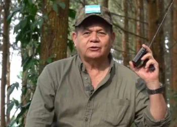 Incautan 15 propiedades del general Romeo Vásquez Velásquez en Honduras, prófugo y con recompensa por su captura