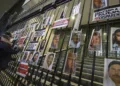 Más de 900 periodistas exiliados en Latinoamérica: la región vive un éxodo silencioso de voces críticas