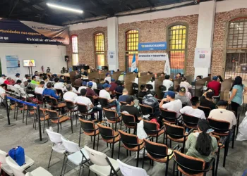 Guatemala refuerza apoyo a migrantes retornados: gestión de documentos, educación y trabajo