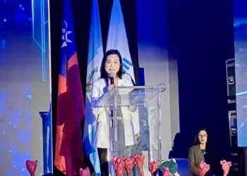 Taiwán impulsa industria de semiconductores en Guatemala con capacitación y cooperación tecnológica