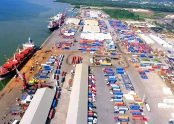 Huelga en Puerto Santo Tomás de Castilla continúa, golpea comercio exterior y provoca rechazo empresarial en Guatemala