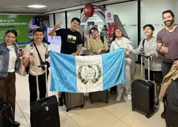 Becarios guatemaltecos viajan a Taiwán para estudios de posgrado