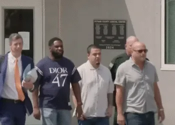 El salvadoreño Kilmar Ábrego García liberado en EE.UU.  mientras espera juicio