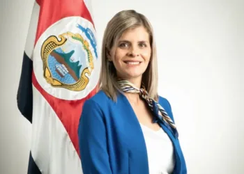 Laura Fernandez