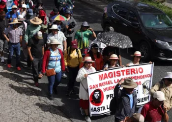 Guatemala rechaza propuesta de amnistía para docentes del STEG y advierte sobre “impunidad garantizada”