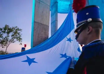 Centroamérica inicia la conmemoración de sus 204 años de independencia con actos cívicos y banderas en alto