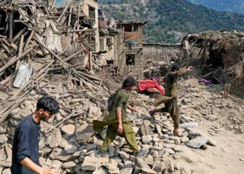 Más de 1,400 muertos por terremoto en Afganistán: comunidades rurales incomunicadas y hospitales colapsados