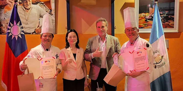 Taiwán deleita a Guatemala con auténtica cocina tradicional en tour gastronómico 2025