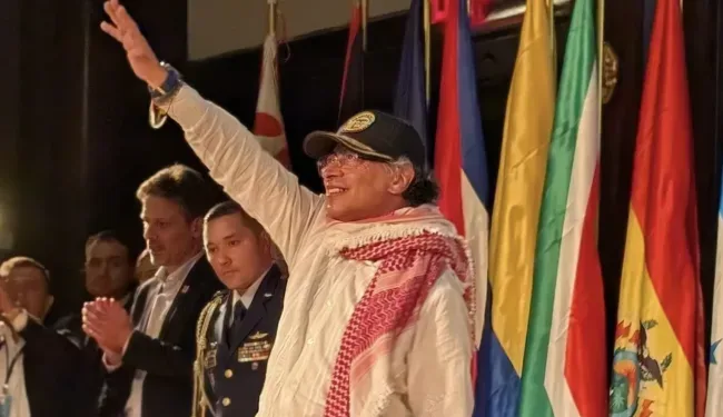 Presidente de Colombia responde a revocación de visa de EE UU: “No la necesito”