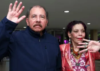 Estas son las seis tácticas de represión de la dictadura Ortega-Murillo contra los nicaragüenses en el exilio