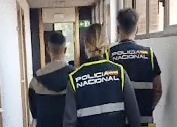 La Policía española detuvo en Madrid a un fugitivo costarricense buscado por agresión sexual a una menor
