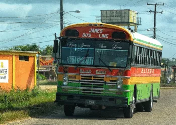Belice proyecta adquirir 150 autobuses nuevos para renovar transporte