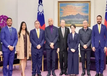 Diputados panameños defienden viaje a Taiwán y niegan impacto diplomático