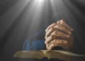 Iglesia Católica realiza jornada de oración de 12 horas por Honduras antes de las elecciones