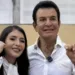 Honduras: Candidato Nasralla vota entre aplausos y el presidente del Congreso en medio de abucheos
