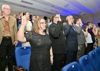Más de 400 extranjeros obtienen la nacionalidad salvadoreña en lo que va de 2025