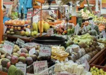 Inflación mensual en Costa Rica fue de 0,19 % en octubre, pero se mantiene negativa interanual