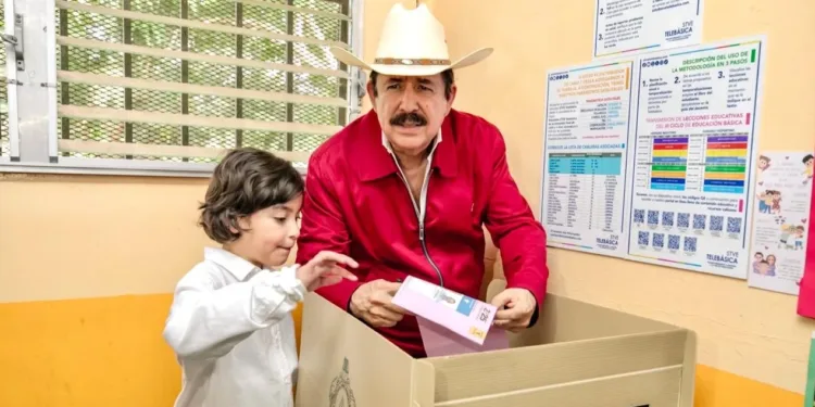 Voto de castigo acelera el declive de Libre y hunde al partido de gobierno en Honduras