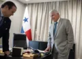 Presidente Mulino de Panamá y el mandatario electo de Chile acuerdan relanzar relaciones bilaterales