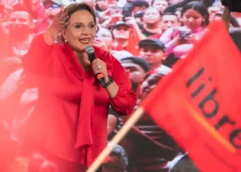 Empresarios de Honduras llaman a presidenta a respetar resultados electorales y garantizar transición pacífica