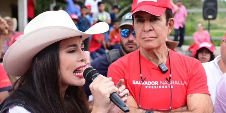Nasralla parece quedarse solo en su cruzada por el fraude mientras el Partido Liberal de Honduras le retira respaldo
