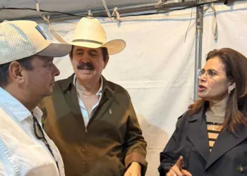 Honduras: Manuel Zelaya convoca protesta frente al Consejo Electoral para denunciar presunto fraude en la alcaldía capitalina