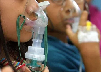 El Salvador supera el millón de casos de infecciones respiratorias en 2025: alertan por aumento en diciembre